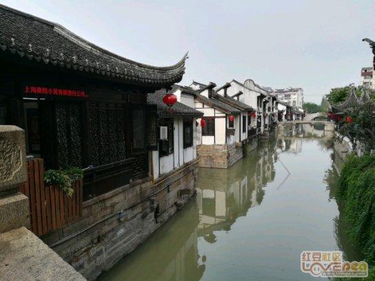 假日大厦